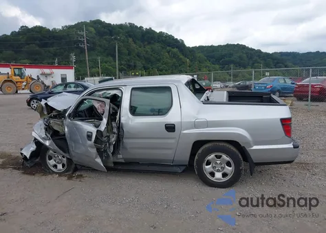 2013 Honda Ridgeline Rt z USA, uszkodzony, nr VIN 5FPYK1F28DB007563